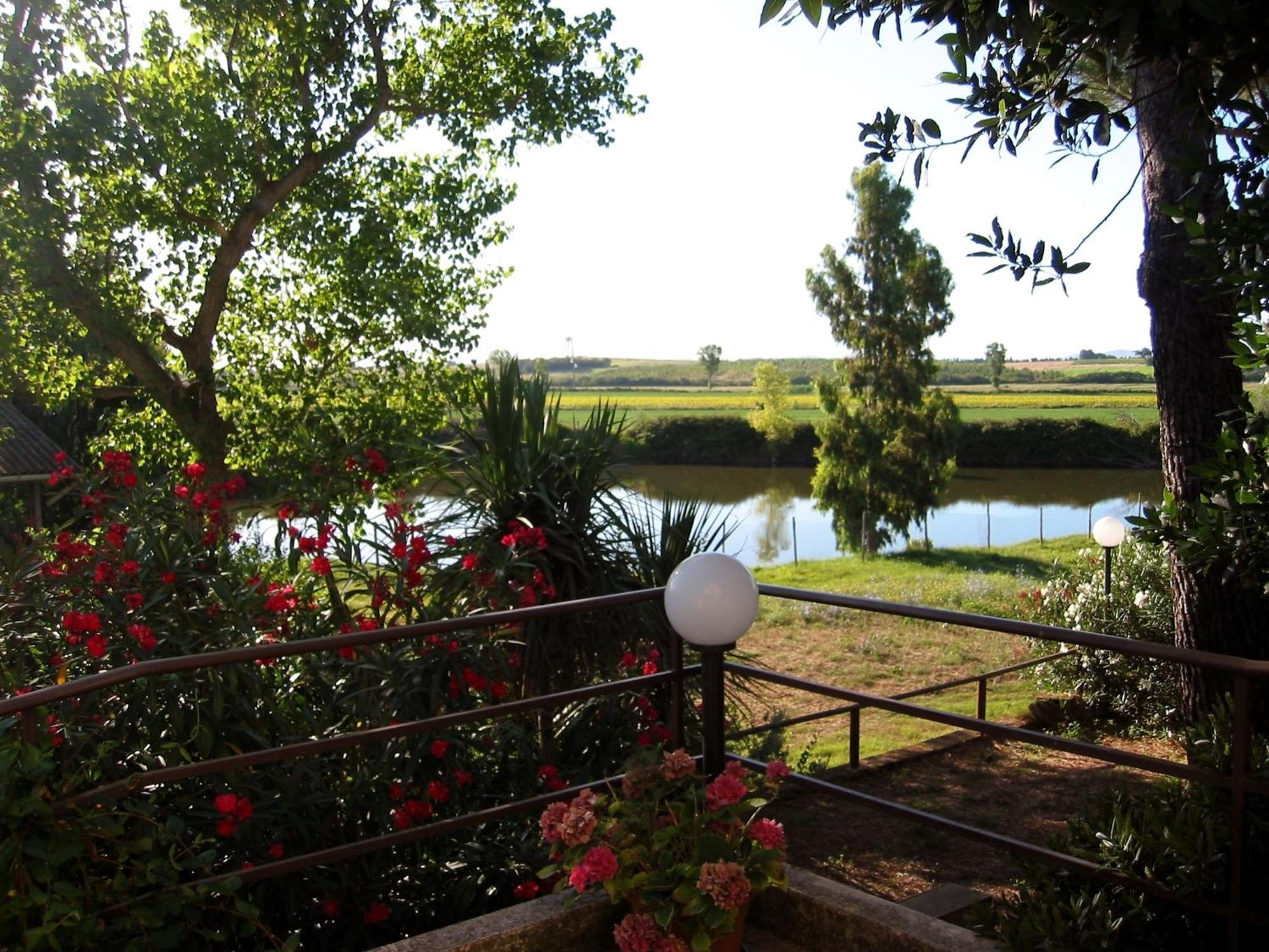 Agriturismo Peretti Fonteblanda Buitenkant foto
